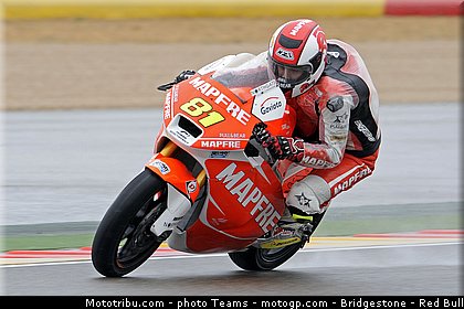 moto2__311_aragon_motorland_2012.jpg