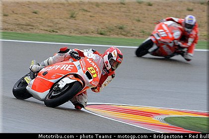 moto2__313_aragon_motorland_2012.jpg