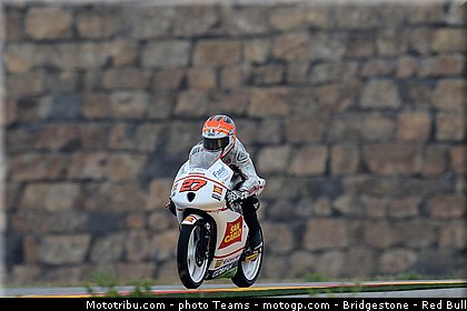 moto3_antonelli_0014_aragon_motorland_2012.jpg