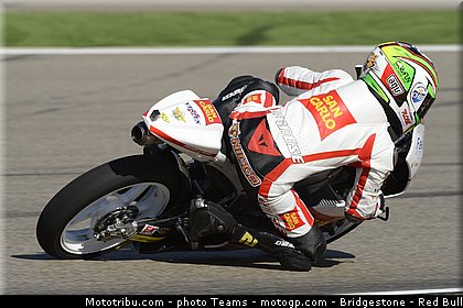 moto3_antonelli_0038_aragon_motorland_2012.jpg