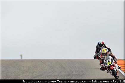 moto3_fuji_0013_aragon_motorland_2012.jpg