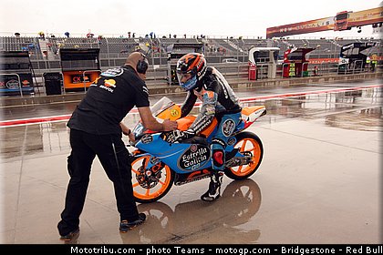 moto3_oliveira_0002_aragon_motorland_2012.jpg
