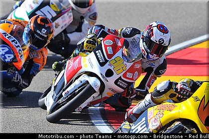 moto3_rossi_0007_aragon_motorland_2012.jpg