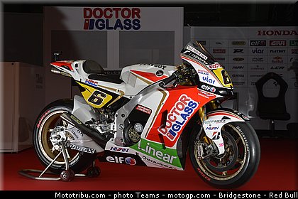 motogp_bradl_0001_aragon_motorland_2012.jpg