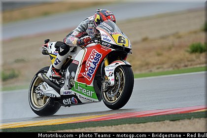 motogp_bradl_0011_aragon_motorland_2012.jpg