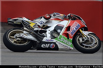 motogp_bradl_0023_aragon_motorland_2012.jpg