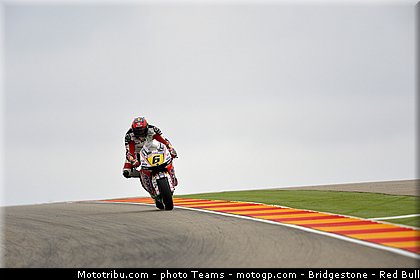 motogp_bradl_0029_aragon_motorland_2012.jpg