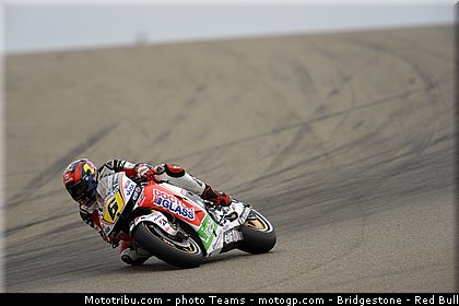motogp_bradl_0033_aragon_motorland_2012.jpg
