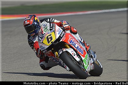 motogp_bradl_0039_aragon_motorland_2012.jpg