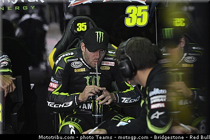 motogp_crutchlow_0010_aragon_motorland_2012.jpg