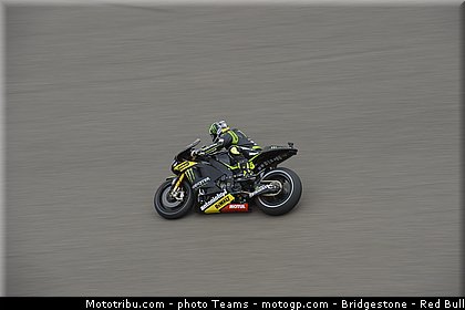 motogp_crutchlow_0014_aragon_motorland_2012.jpg