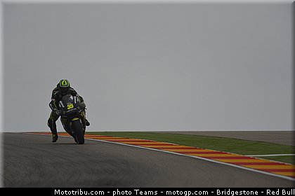 motogp_crutchlow_0015_aragon_motorland_2012.jpg