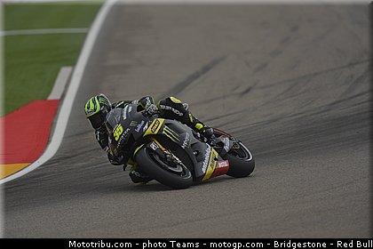 motogp_crutchlow_0016_aragon_motorland_2012.jpg