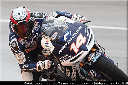 motogp_de_puniet_0002_aragon_motorland_2012.jpg