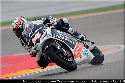 motogp_de_puniet_0004_aragon_motorland_2012.jpg