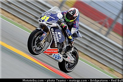 motogp_espargaro_0001_aragon_motorland_2012.jpg