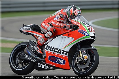 motogp_hayden_0014_aragon_motorland_2012.jpg
