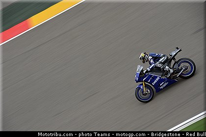 motogp_lorenzo_0008_aragon_motorland_2012.jpg