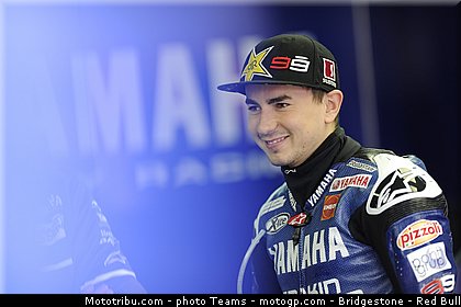 motogp_lorenzo_0019_aragon_motorland_2012.jpg