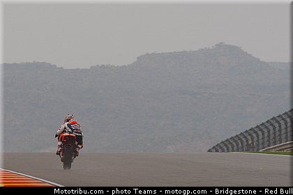 motogp_pedrosa_0009_aragon_motorland_2012.jpg