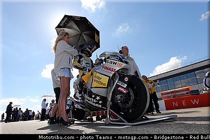 motogp_pitbabe_0035_aragon_motorland_2012.jpg