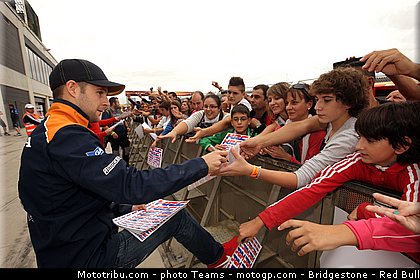 motogp_rea_0001_aragon_motorland_2012.jpg