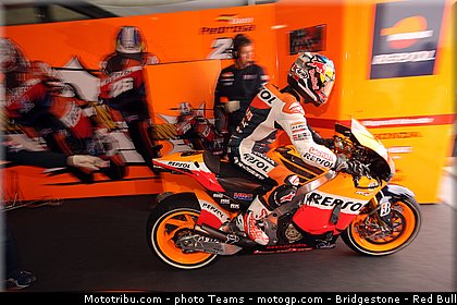 motogp_rea_0003_aragon_motorland_2012.jpg