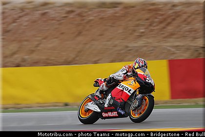 motogp_rea_0015_aragon_motorland_2012.jpg