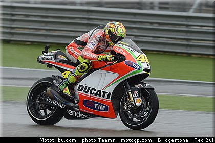 motogp_rossi_0019_aragon_motorland_2012.jpg
