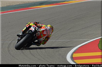 motogp_rossi_0023_aragon_motorland_2012.jpg