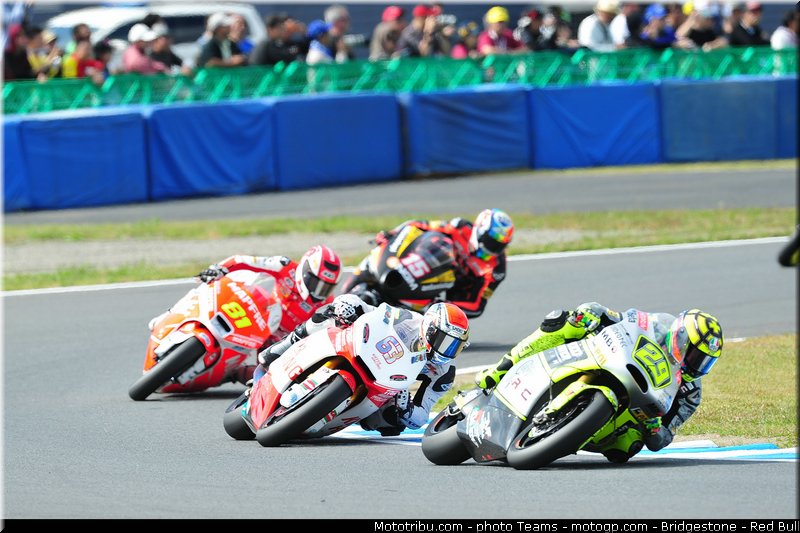moto2_0051_japon_motegi_2012