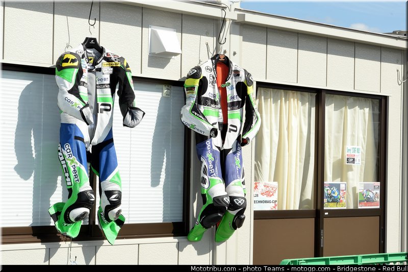 moto2_aegerter_0004_japon_motegi_2012