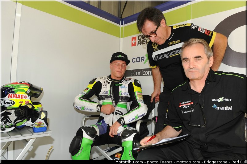 moto2_aegerter_0011_japon_motegi_2012