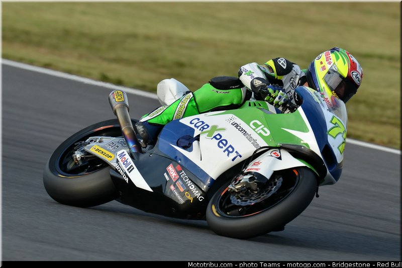 moto2_aegerter_0016_japon_motegi_2012