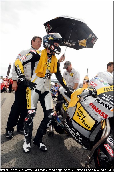 moto2_luthi_0015_japon_motegi_2012