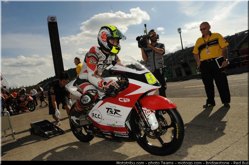 moto3_fuji_0011_japon_motegi_2012