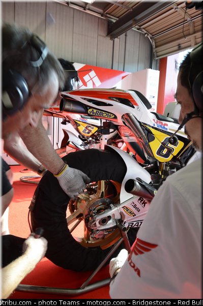 motogp_bradl_0025_japon_motegi_2012