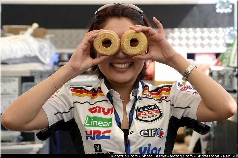 motogp_pitbabe_0002_japon_motegi_2012