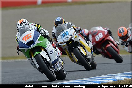 moto2_0023_japon_motegi_2012.jpg