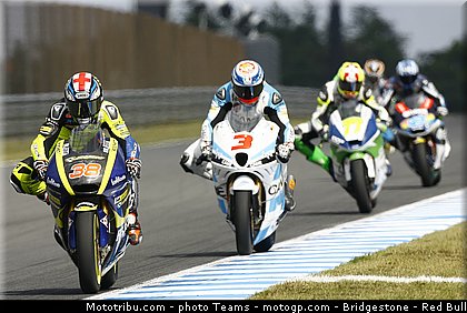 moto2_0025_japon_motegi_2012.jpg