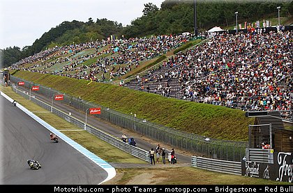 moto2_0027_japon_motegi_2012.jpg