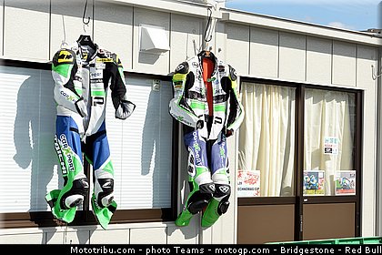 moto2_aegerter_0004_japon_motegi_2012.jpg
