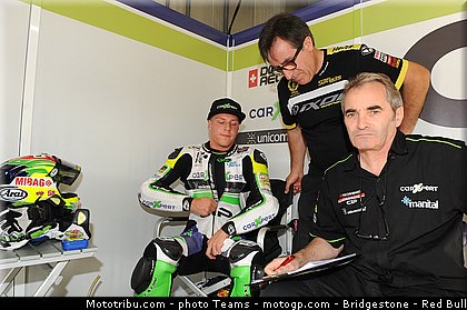 moto2_aegerter_0011_japon_motegi_2012.jpg
