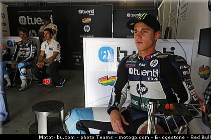 moto2_espargaro_p_0001_japon_motegi_2012.jpg