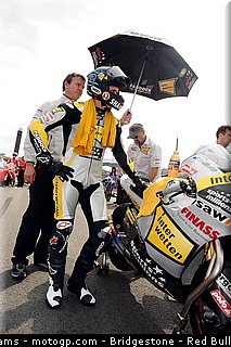 moto2_luthi_0015_japon_motegi_2012.jpg