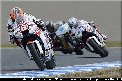 moto2_rea_0014_japon_motegi_2012.jpg