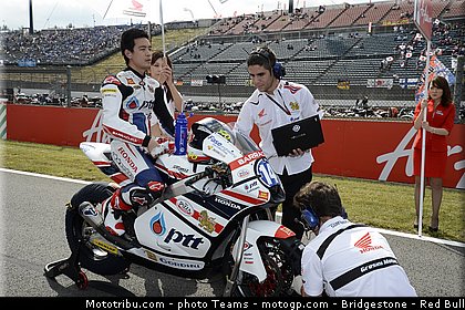 moto2_wilairot_0006_japon_motegi_2012.jpg