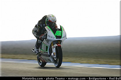 moto3_binder_0002_japon_motegi_2012.jpg