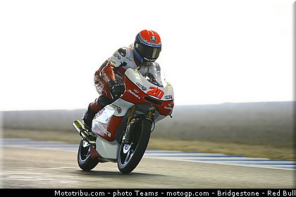 moto3_moretti_0001_japon_motegi_2012.jpg