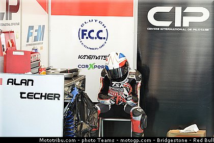moto3_techer_0004_japon_motegi_2012.jpg